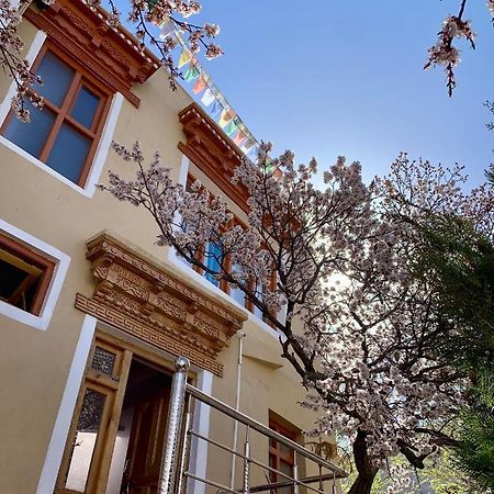 Gaywoo Guest House Leh Esterno foto
